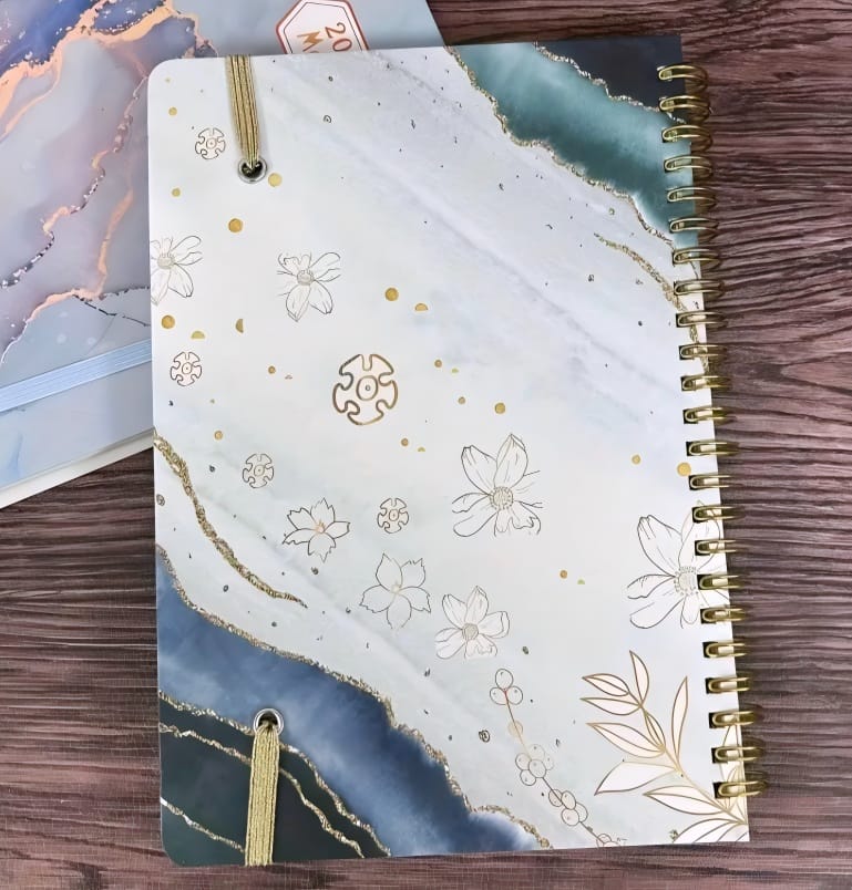 Planner 2025 - 2027 Floral